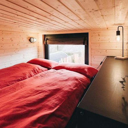 Idyllisches Tiny House Mit Sauna Loebau Exterior photo